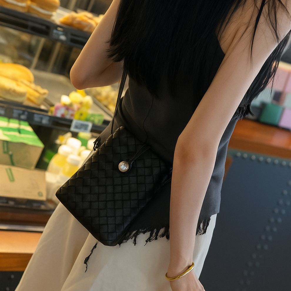 Caryona™ Crossbody Handbag
